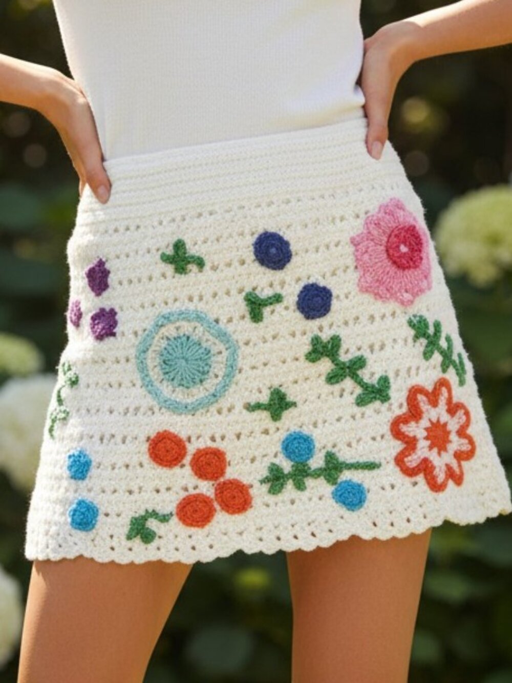 Tuckernuck Love The Label Leighton Crochet Set Ivory Floral Skirt S NWT - Picture 8 of 9
